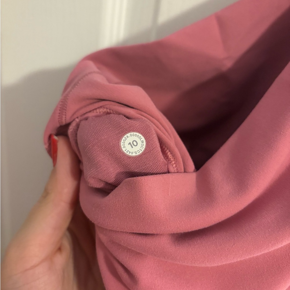 Lululemon Aligns - image 4